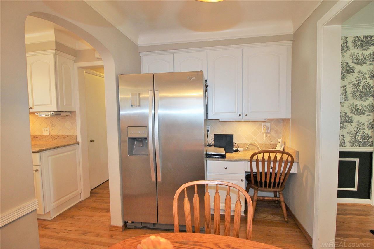 1154 Audubon Road Grosse Pointe, MI 48230 - Photo 17 of 50 50041226-16.JPG