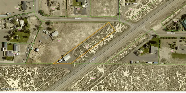 a black and white photo of a room