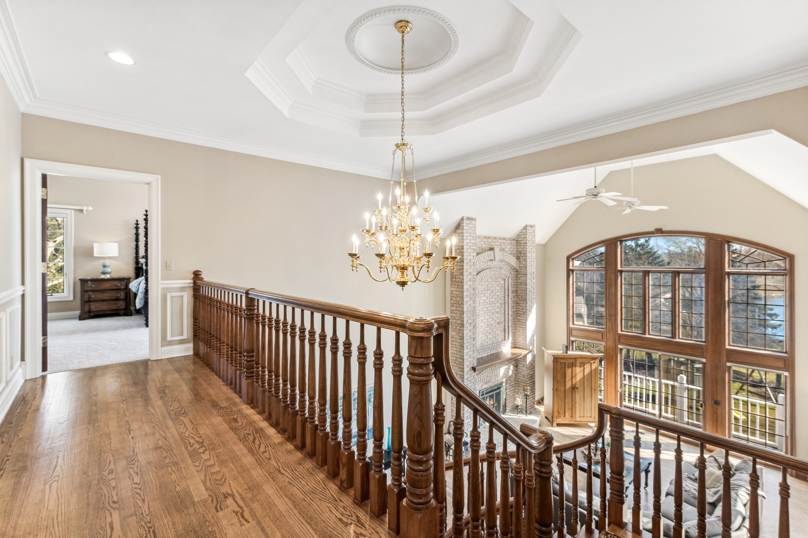 1334 Brandywine Road Libertyville, IL 60048 - Photo 19 of 32 a view of a balcony