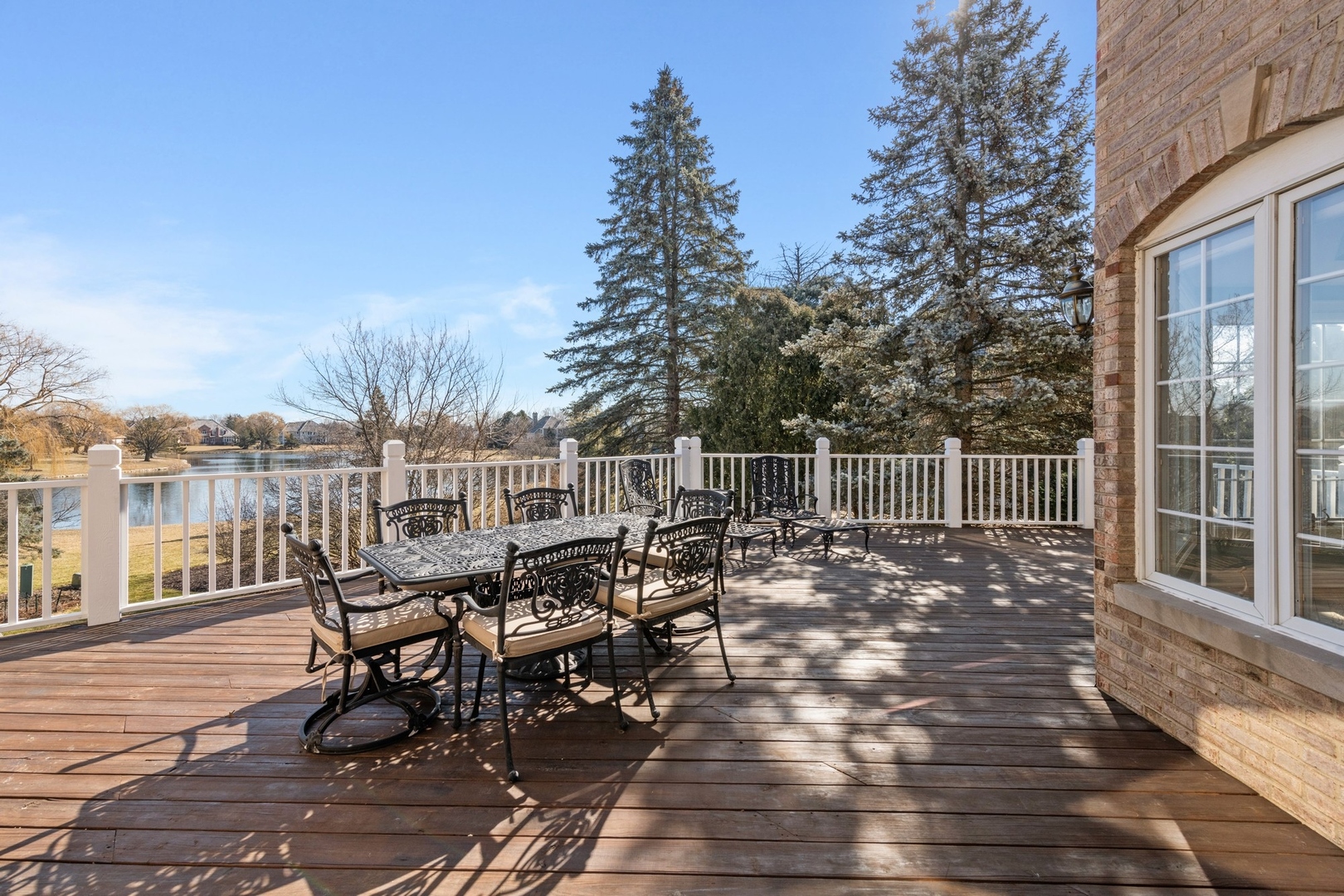 1334 Brandywine Road Libertyville, IL 60048 - Photo 25 of 32 a view of a balcony with chairs