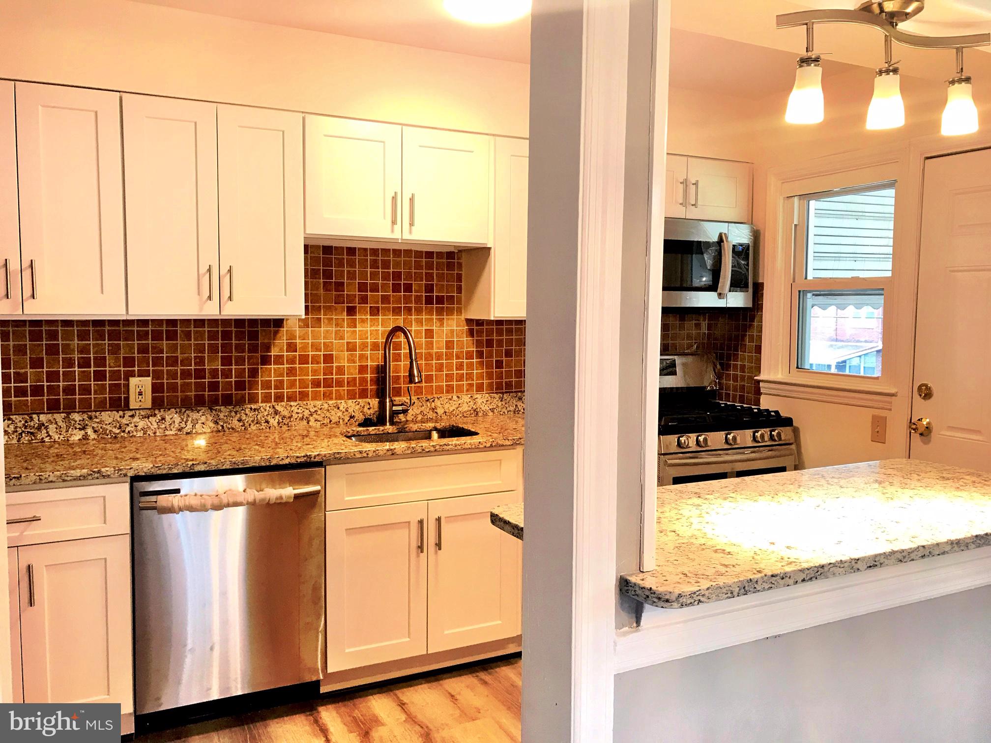 5023 West Hills Road Baltimore, MD 21229 - Photo 8 of 33 New stylish kitchen