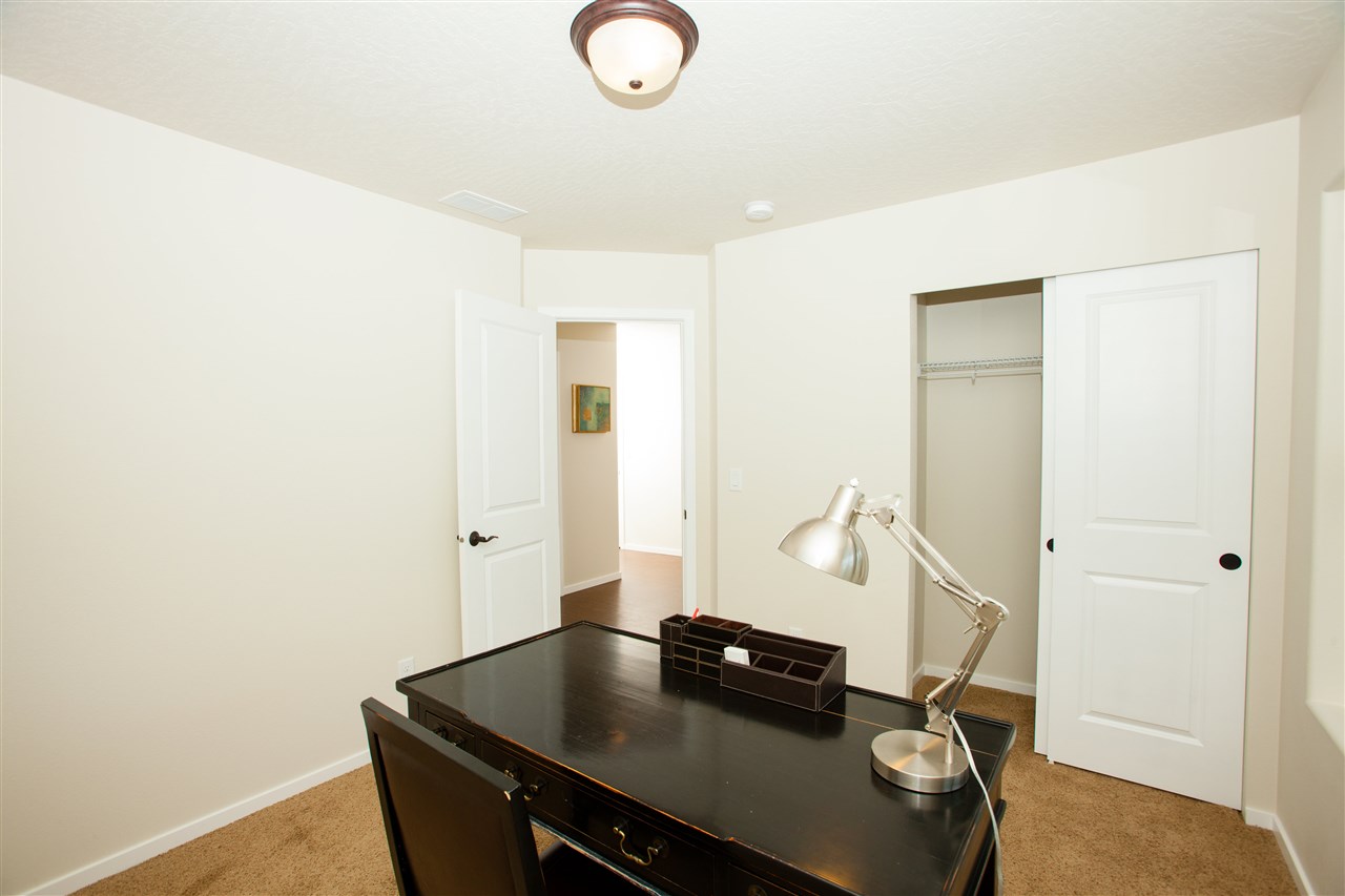 218 East Travis Court Spokane, WA 99208 - Photo 14 of 18 Gallery Image 14