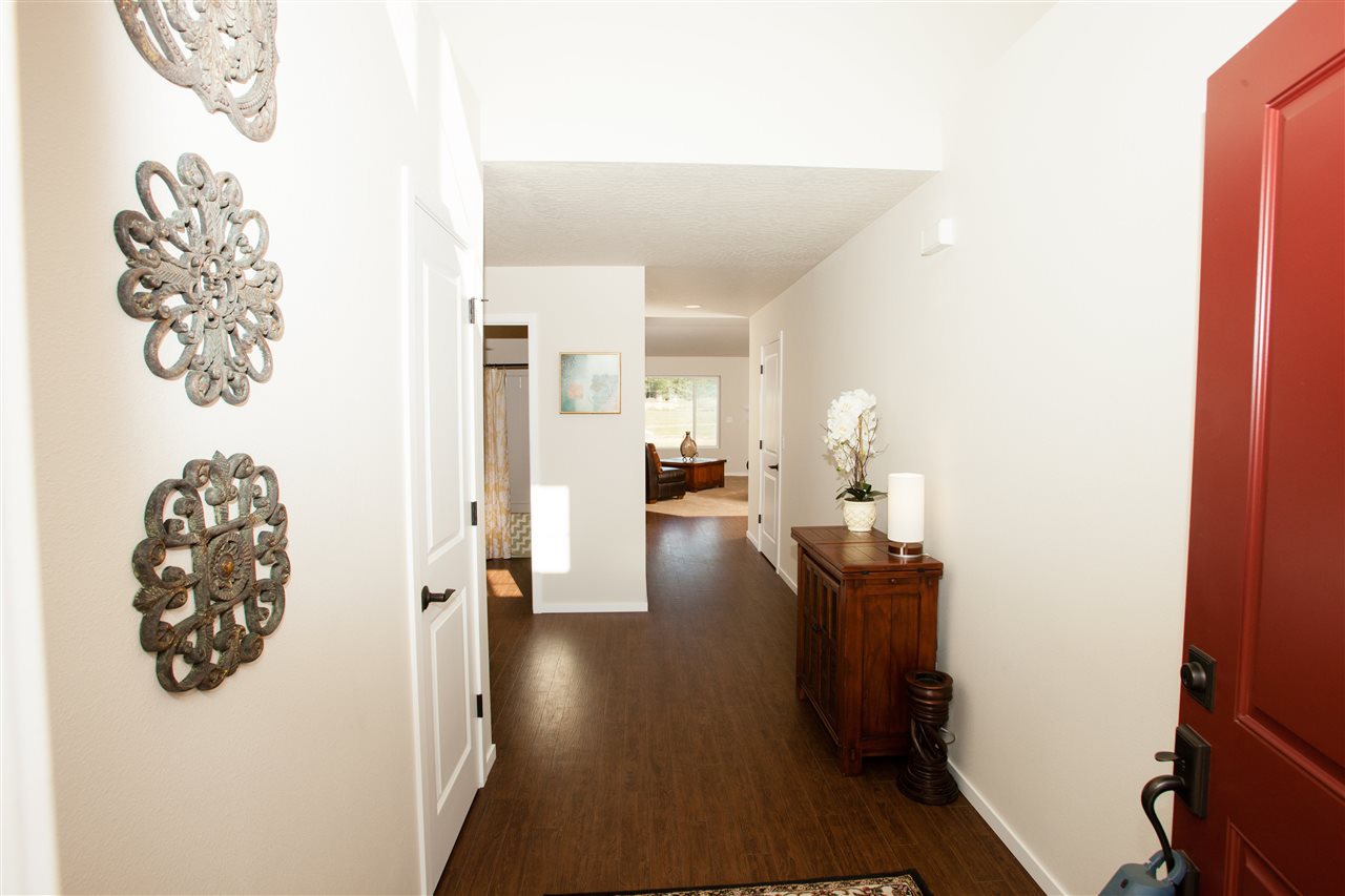 218 East Travis Court Spokane, WA 99208 - Photo 3 of 18 Gallery Image 3