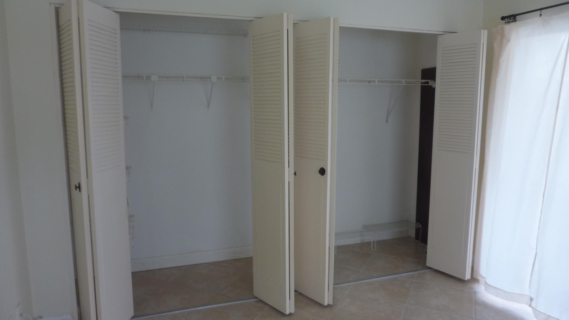 751 Monaco P, Unit 751 Delray Beach, FL 33446 - Photo 16 of 28 Master closet