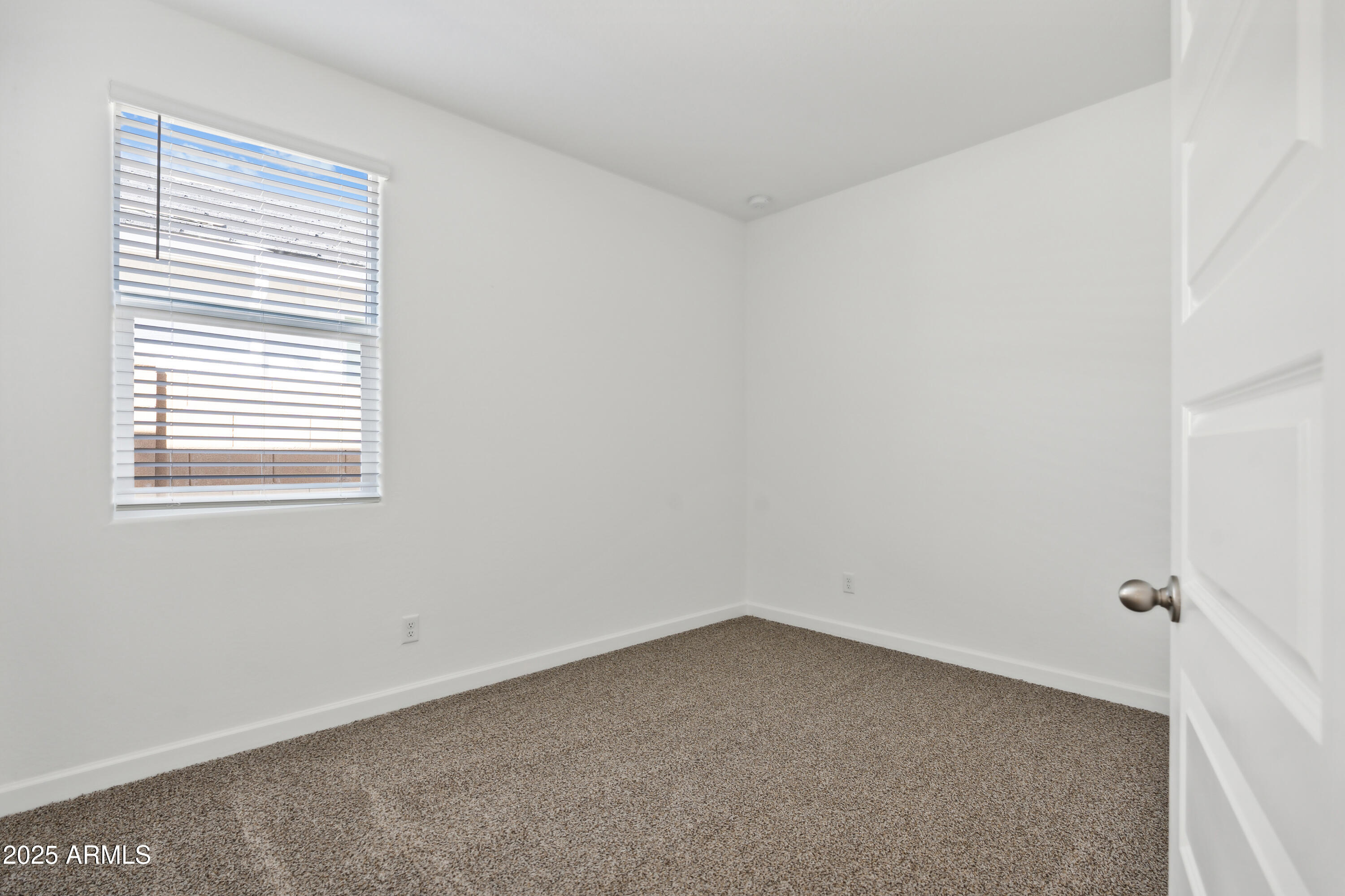 39965 West Venture Road Maricopa, AZ 85138 - Photo 12 of 18 Palo Verde bedroom 2