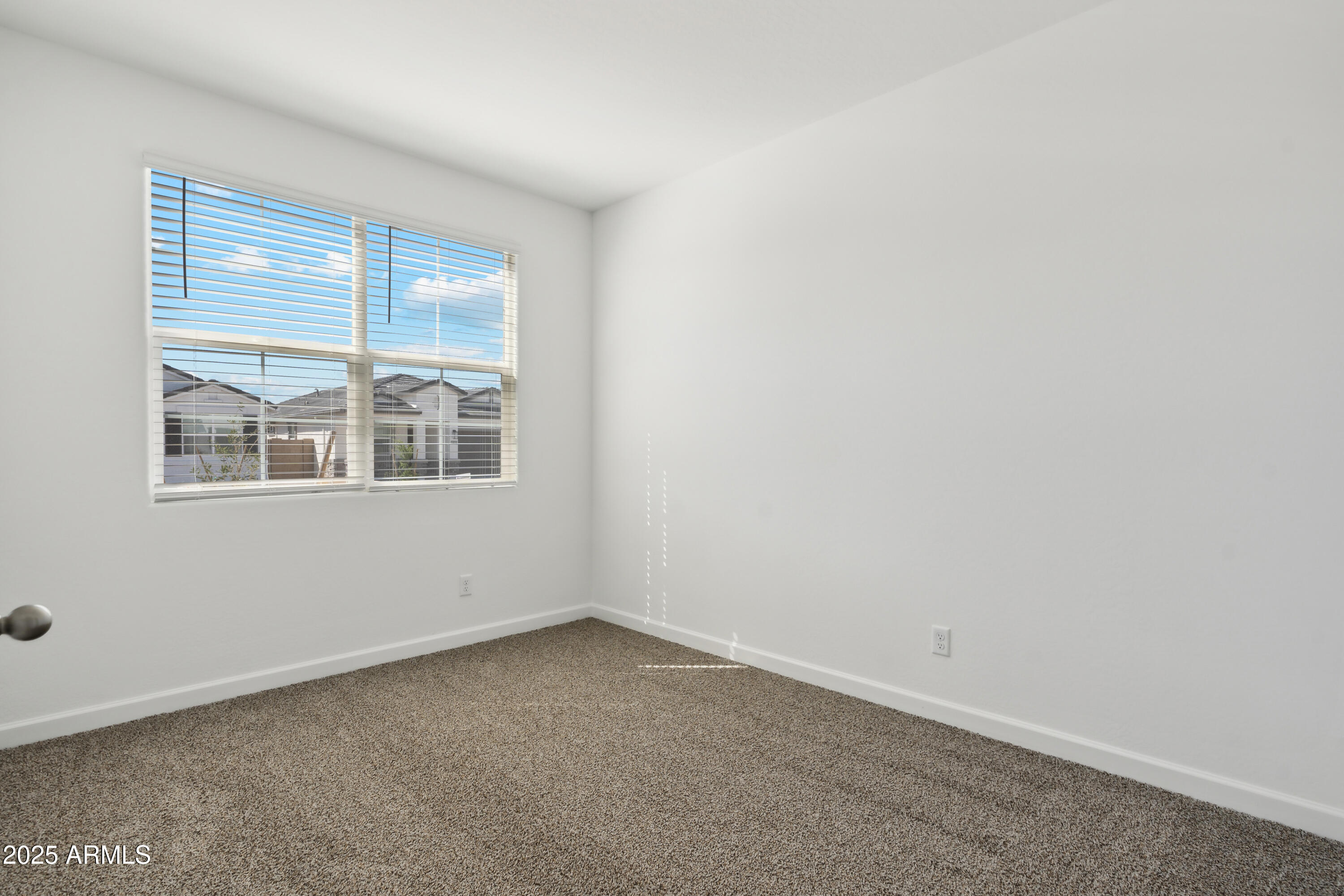 39965 West Venture Road Maricopa, AZ 85138 - Photo 14 of 18 Palo Verde bedroom