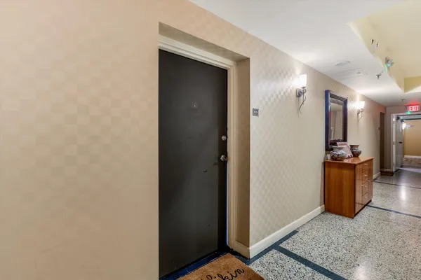 $148,000 | 66 Monroe Avenue, Unit 405, Memphis, TN 38103