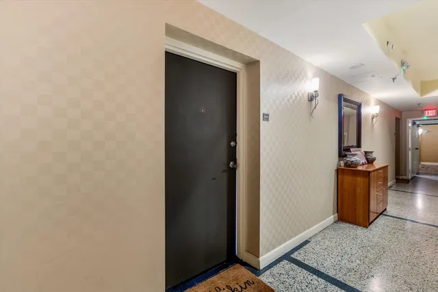 $148,000 | 66 Monroe Avenue, Unit 405, Memphis, TN 38103