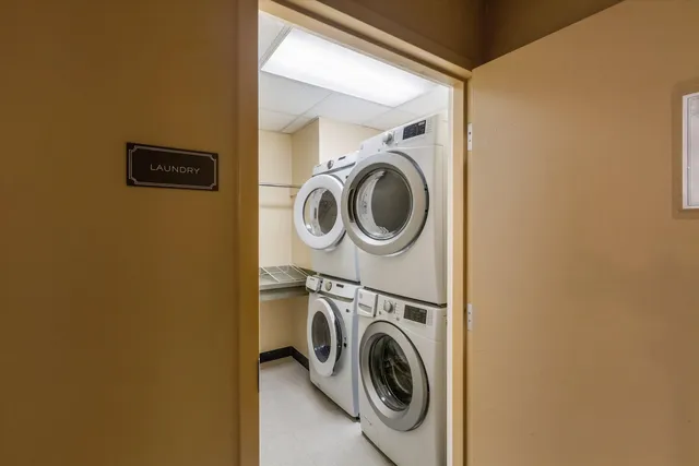 $148,000 | 66 Monroe Avenue, Unit 405, Memphis, TN 38103