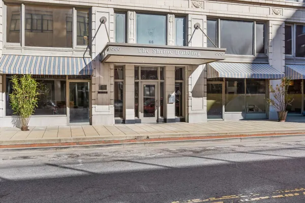 $148,000 | 66 Monroe Avenue, Unit 405, Memphis, TN 38103
