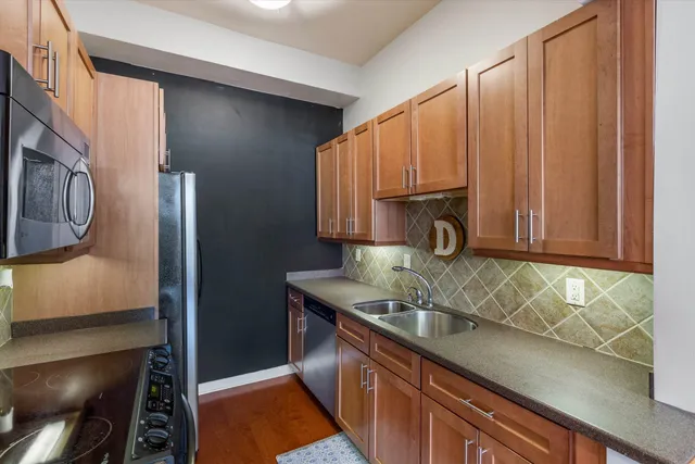 $148,000 | 66 Monroe Avenue, Unit 405, Memphis, TN 38103