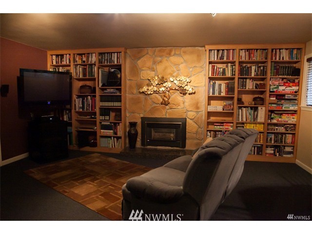 3402 228th Street Southeast Bothell, WA 98021 - Photo 9 of 25