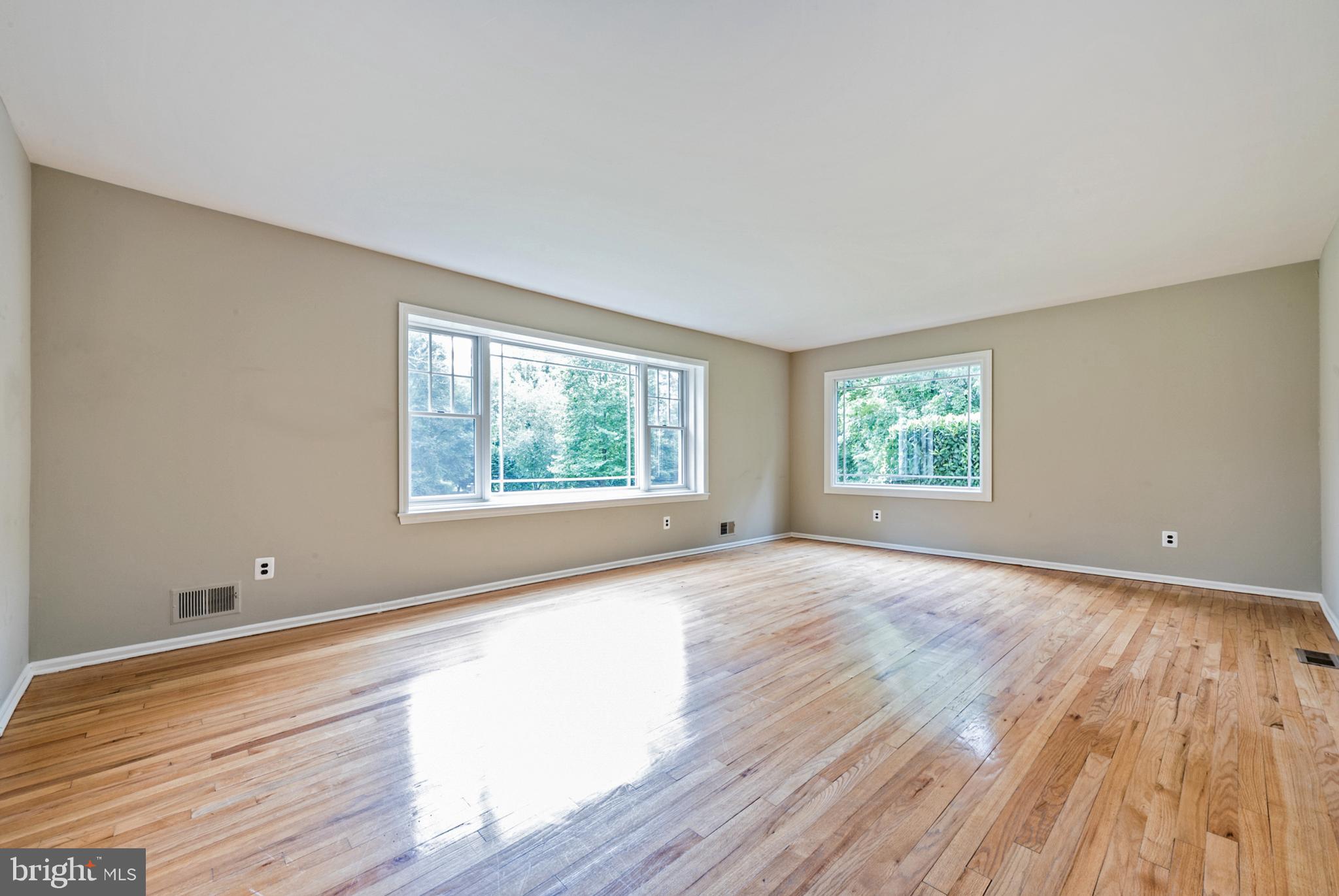 190 Gallup Road Princeton, NJ 08540 - Photo 11 of 29 Living Room