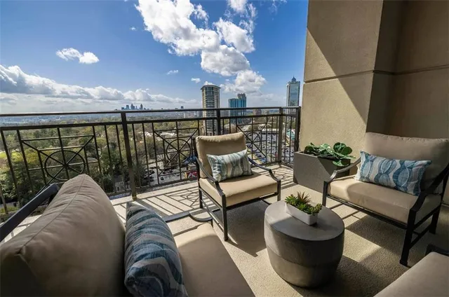 $4,465 | 2965 Peachtree Road, Unit 604, Atlanta, GA 30305