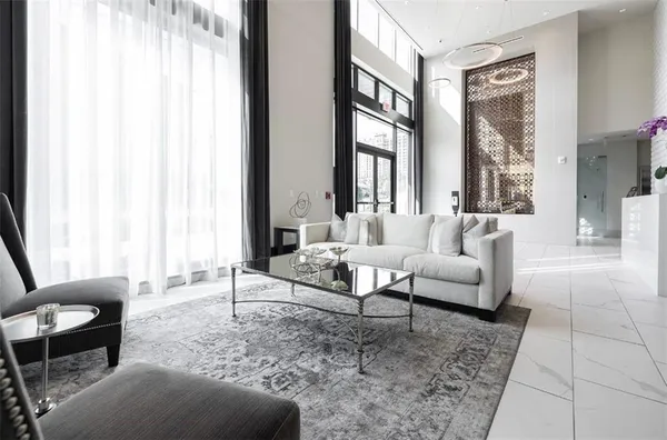 $4,915 | 2965 Peachtree Road, Unit 609, Atlanta, GA 30305