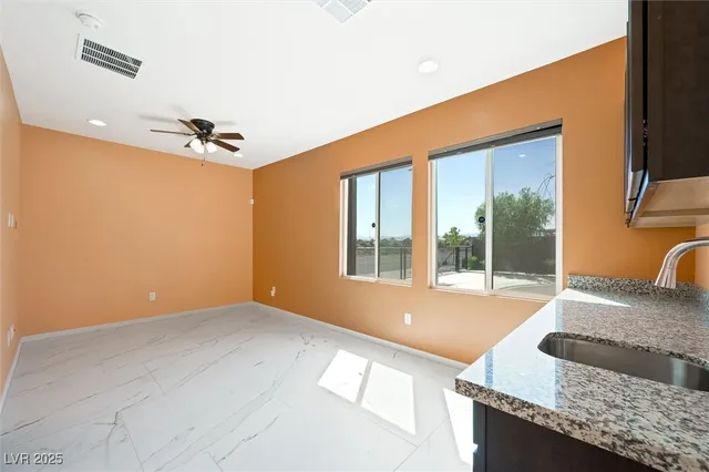 $3,050 | 6602 Windy Palm Street, North Las Vegas, NV 89086