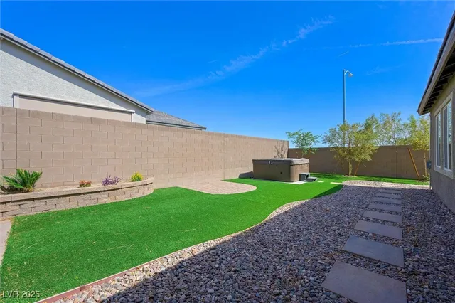 $3,050 | 6602 Windy Palm Street, North Las Vegas, NV 89086