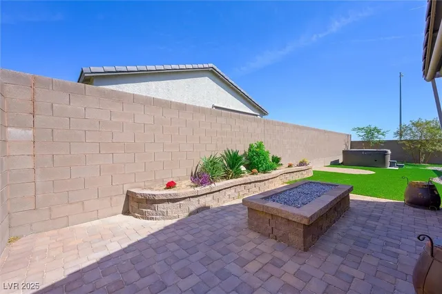 $3,050 | 6602 Windy Palm Street, North Las Vegas, NV 89086