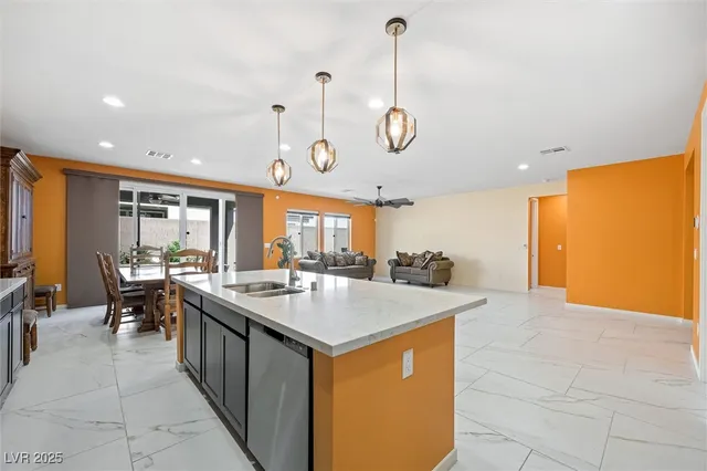 $3,050 | 6602 Windy Palm Street, North Las Vegas, NV 89086