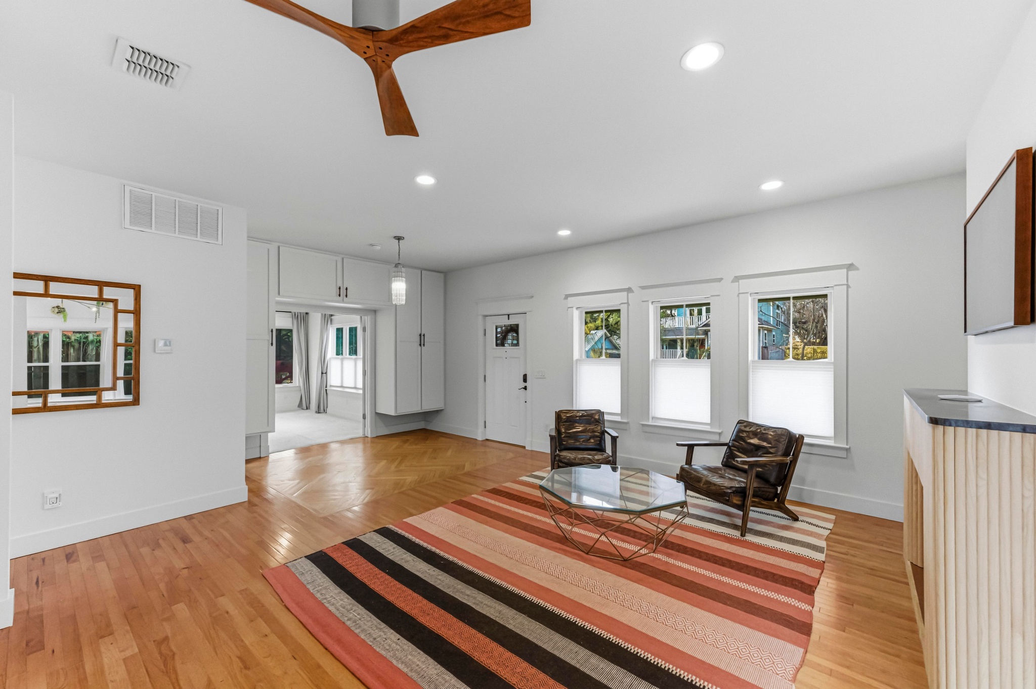 708 West Gibson Street Austin, TX 78704 - Photo 5 of 39