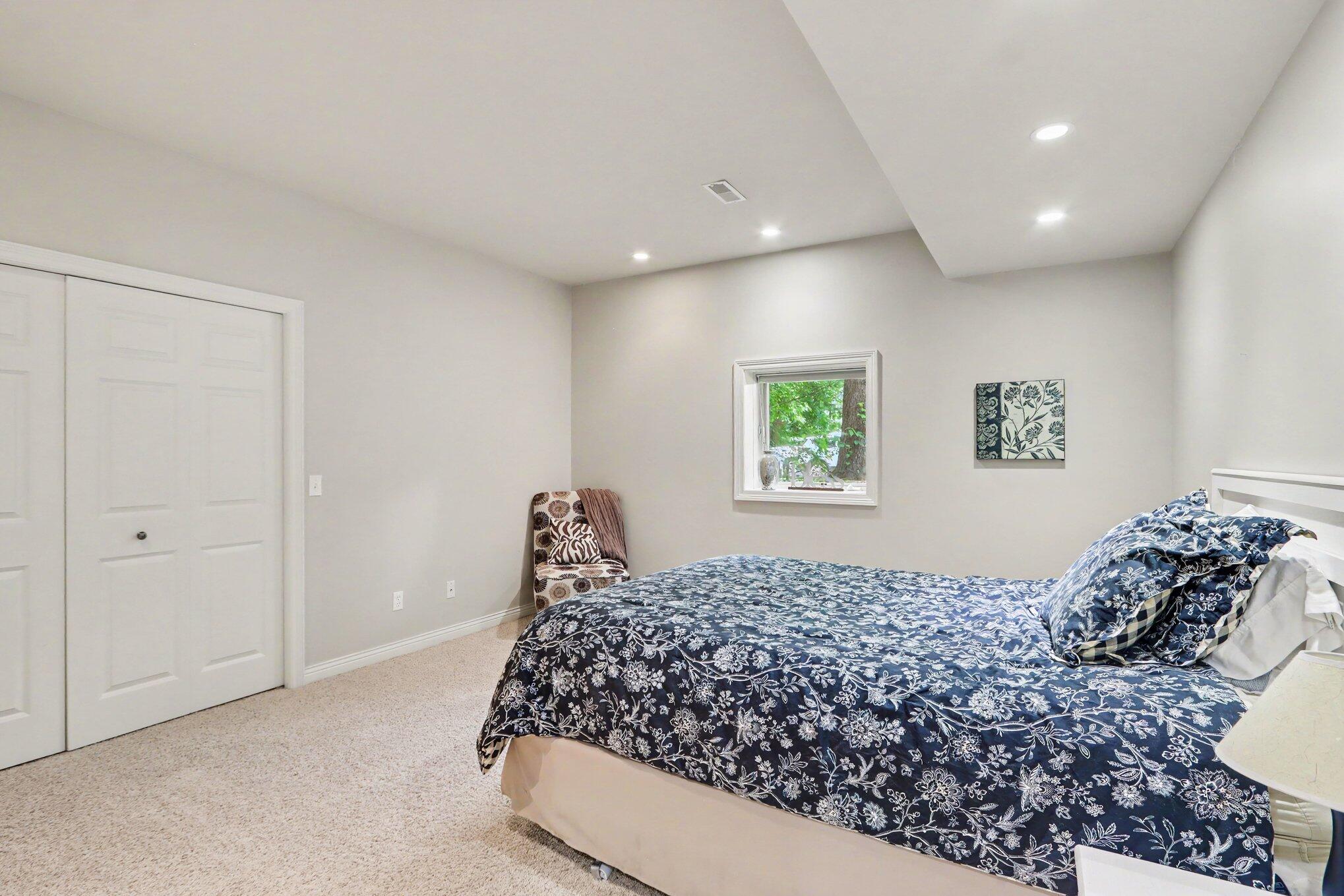 8203 Barony Point Mattawan, MI 49071 - Photo 40 of 48 025_file_7633