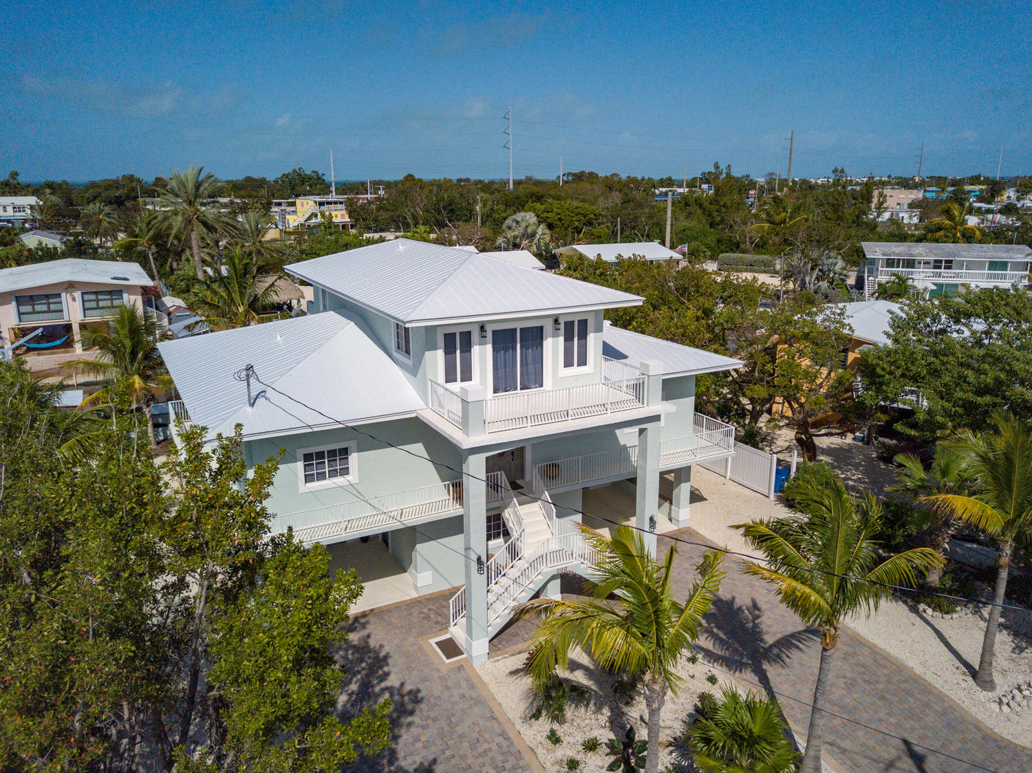 142 Dubonnet Road Tavernier, FL 33070 - Photo 4 of 50 021219 142 Dubonnet Rd SIZED dfp-49