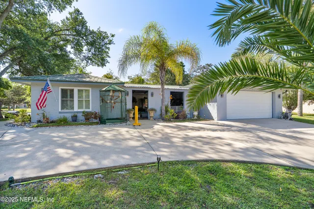 $415,000 | 9 Blare Drive, Palm Coast, FL 32137