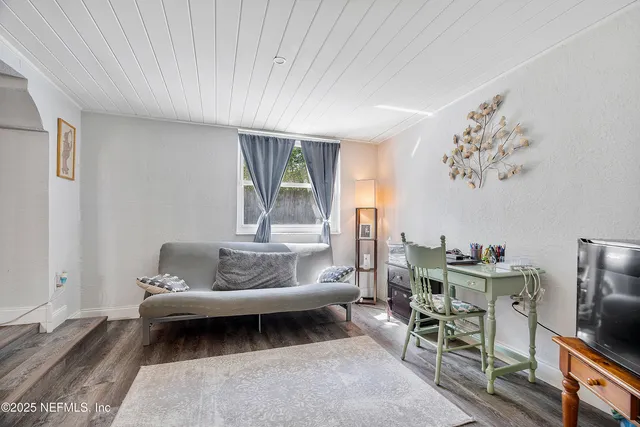 $415,000 | 9 Blare Drive, Palm Coast, FL 32137