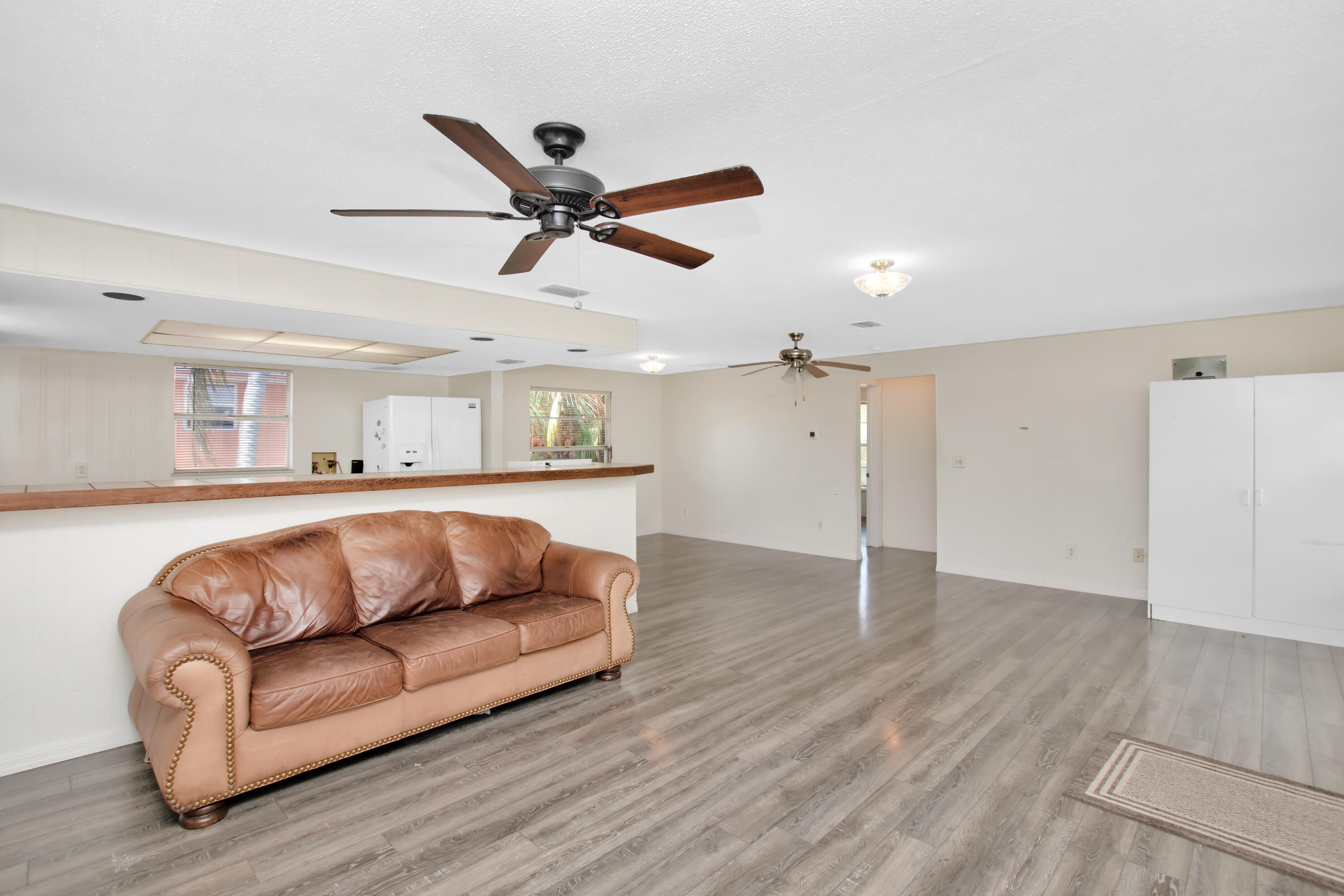 661 Pirates Road Summerland Key, FL 33042 - Photo 13 of 45 Living area 2
