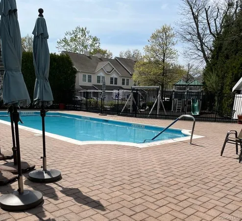 $4,500 | 45 Autumn Drive, Plainview, NY 11803