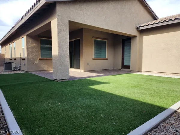 $2,565 | 684 Sunray Park Street, Henderson, NV 89011