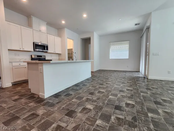 $2,565 | 684 Sunray Park Street, Henderson, NV 89011