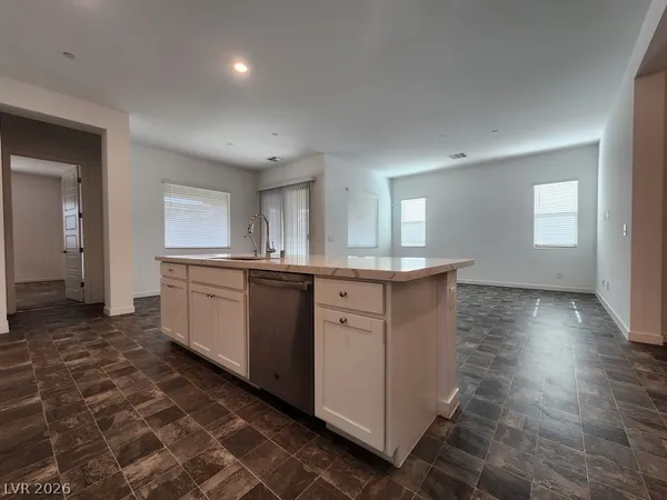 $2,565 | 684 Sunray Park Street, Henderson, NV 89011