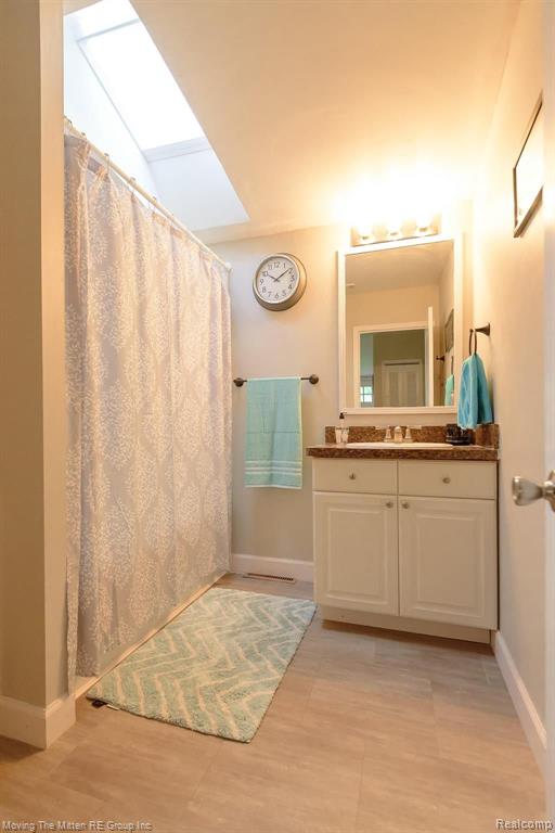 6543 Oakville Waltz Road Carleton, MI 48117 - Photo 34 of 52 Gallery Image 34