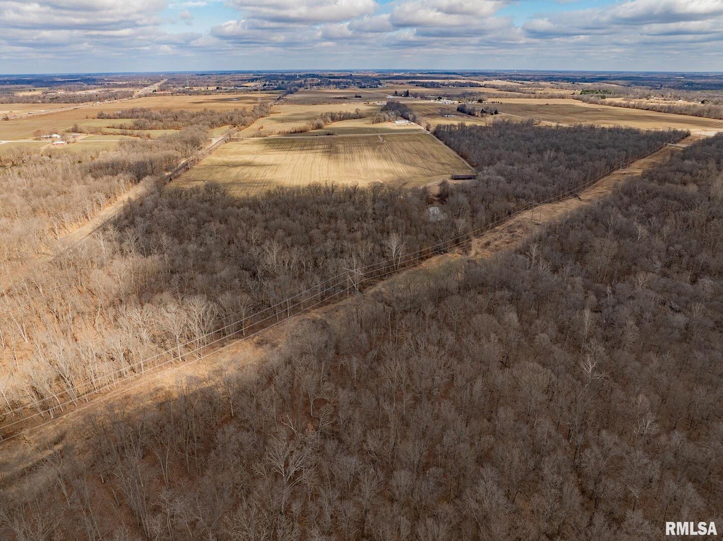 0 East Beal Road Mount Vernon, IL 62864 - Photo 3 of 45 a view of an ocean and beach