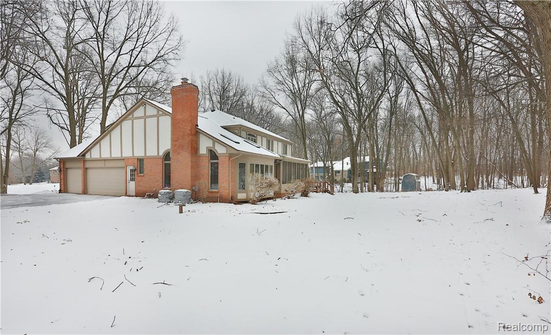 8165 Woodview Road Clarkston, MI 48348 - Photo 47 of 47 0I0A8714.jpg