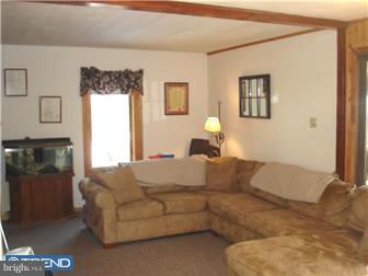 110 Brower Road Phoenixville, PA 19460 - Photo 8 of 12 Living Room