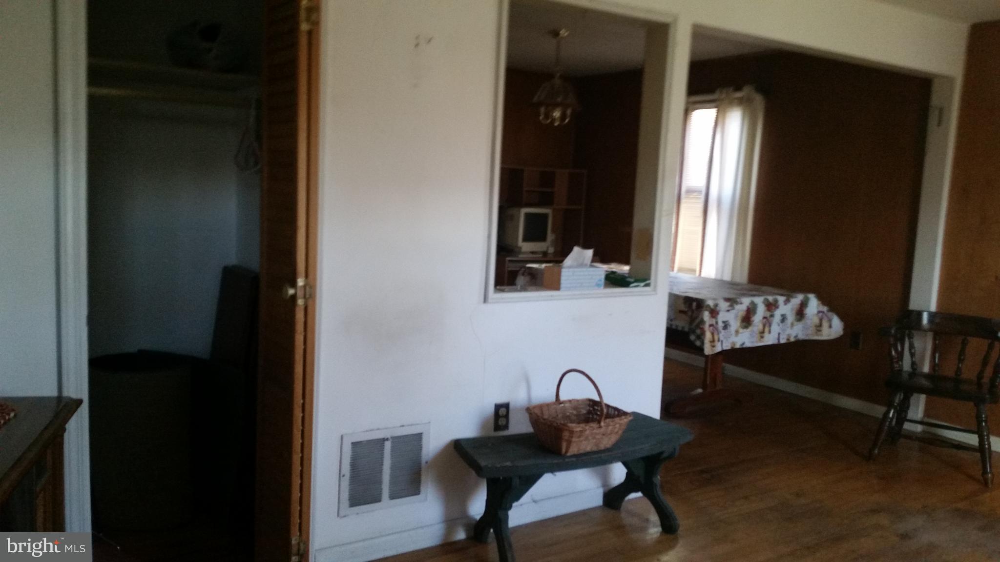 2962 Croyden Road Harrisburg, PA 17104 - Photo 2 of 19 Gallery Image 2