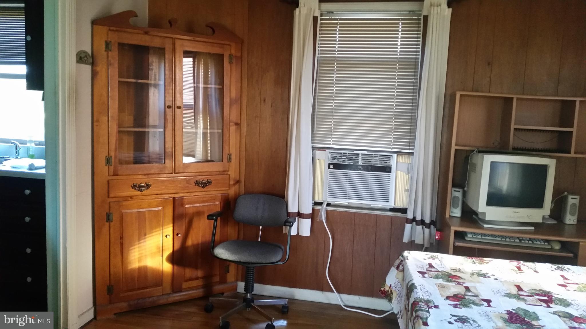 2962 Croyden Road Harrisburg, PA 17104 - Photo 6 of 19 Gallery Image 6