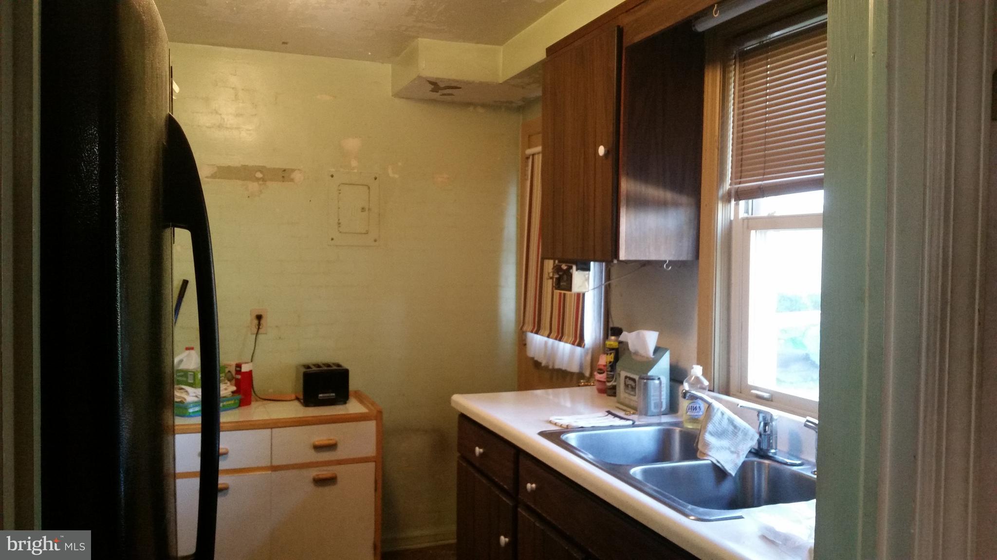 2962 Croyden Road Harrisburg, PA 17104 - Photo 7 of 19 Gallery Image 7