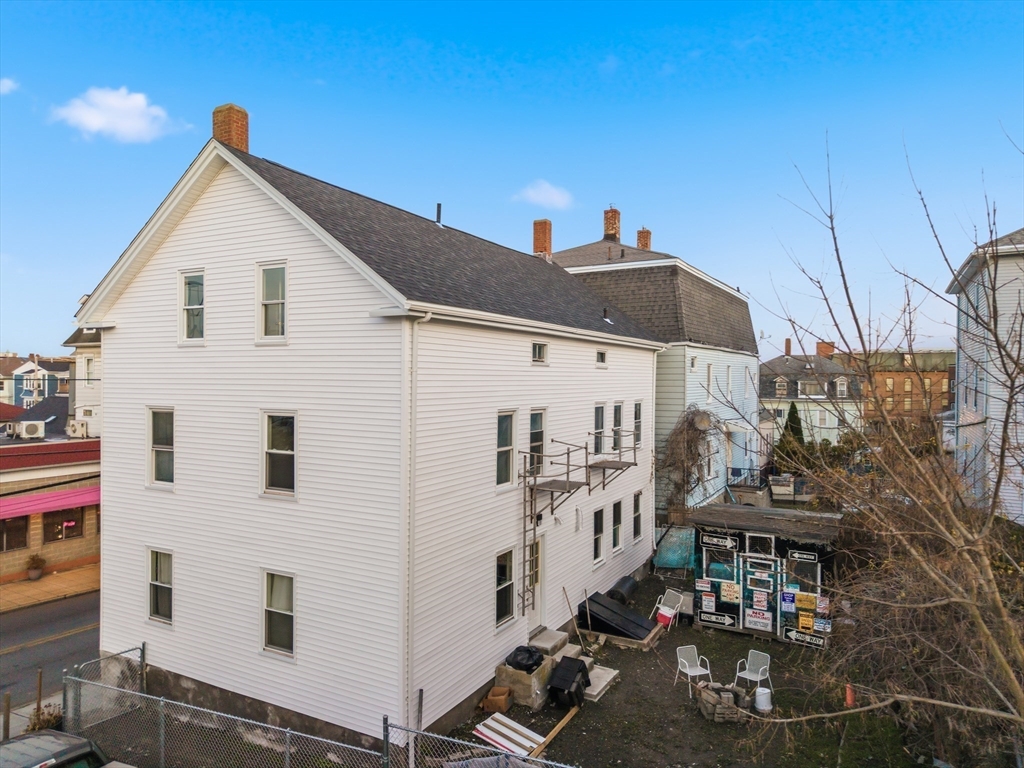 255 Rodman Street Fall River, MA 02721 - Photo 3 of 39