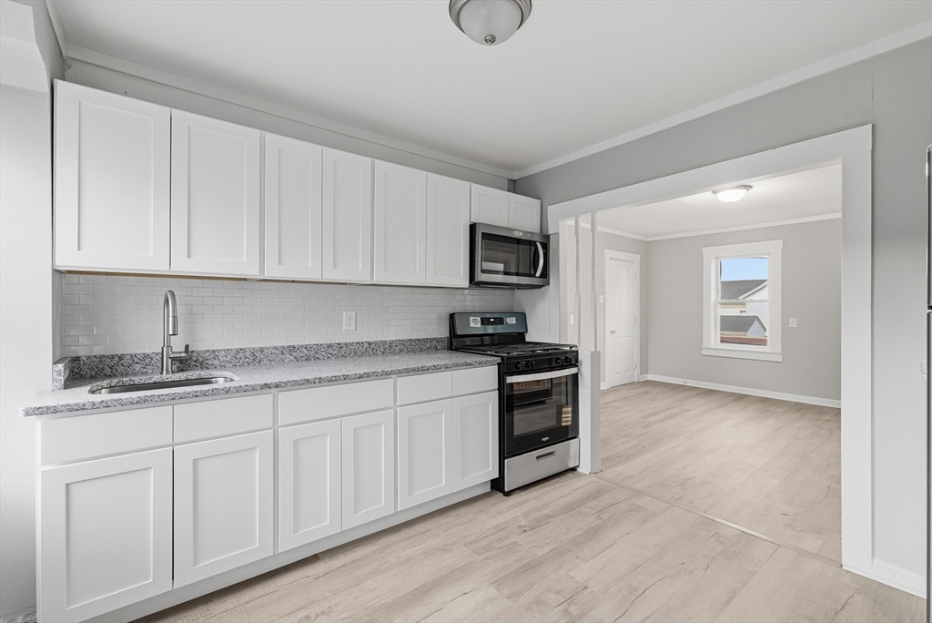 255 Rodman Street Fall River, MA 02721 - Photo 7 of 39