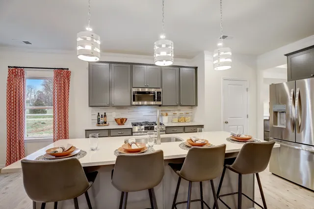 $459,990 | 564 Nightengale Ridge Drive, Columbia, TN 38401