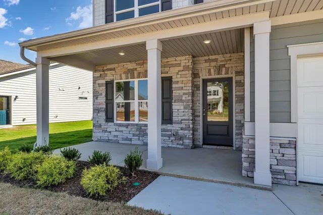 $459,990 | 564 Nightengale Ridge Drive, Columbia, TN 38401