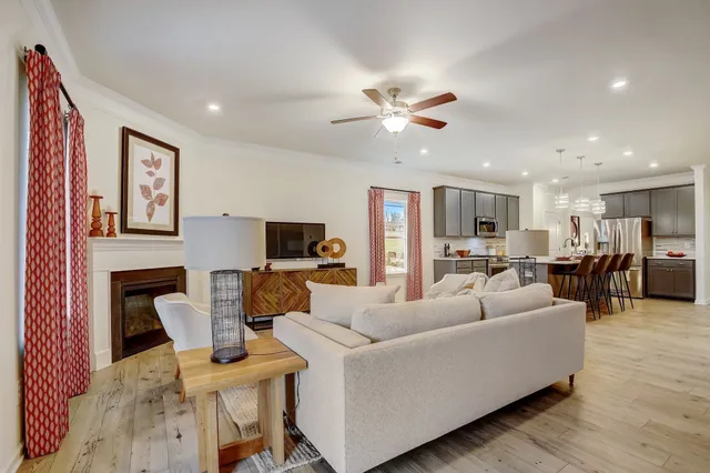 $459,990 | 564 Nightengale Ridge Drive, Columbia, TN 38401