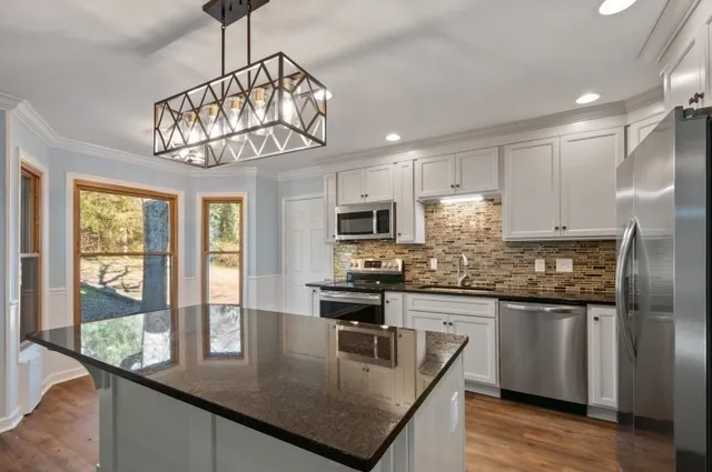 $2,900 | 618 Terrace Drive, Columbia, TN 38401