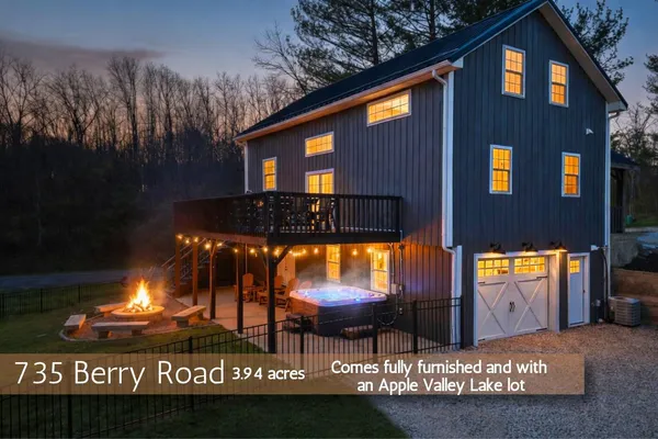 $550,000 | 735 Berry Road, Howard, OH 43028