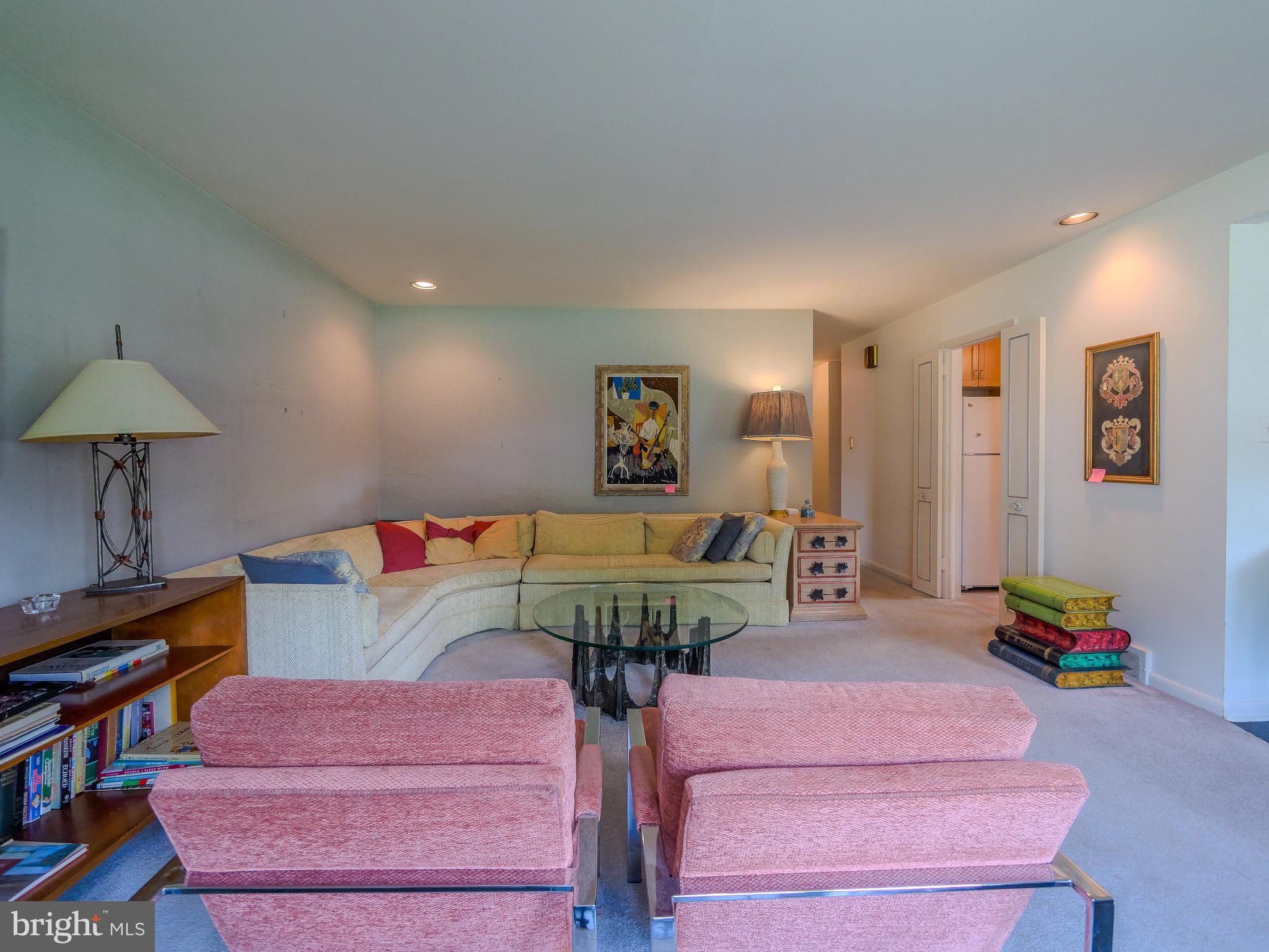 1727 Green Valley Road Havertown, PA 19083 - Photo 11 of 55