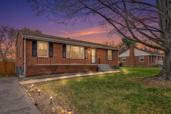 $294,500 | 1150 Starmount Avenue, Roanoke, VA 24019