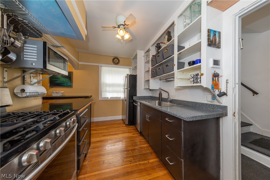 3658 Daleford Road Cleveland, OH 44120 - Photo 6 of 28